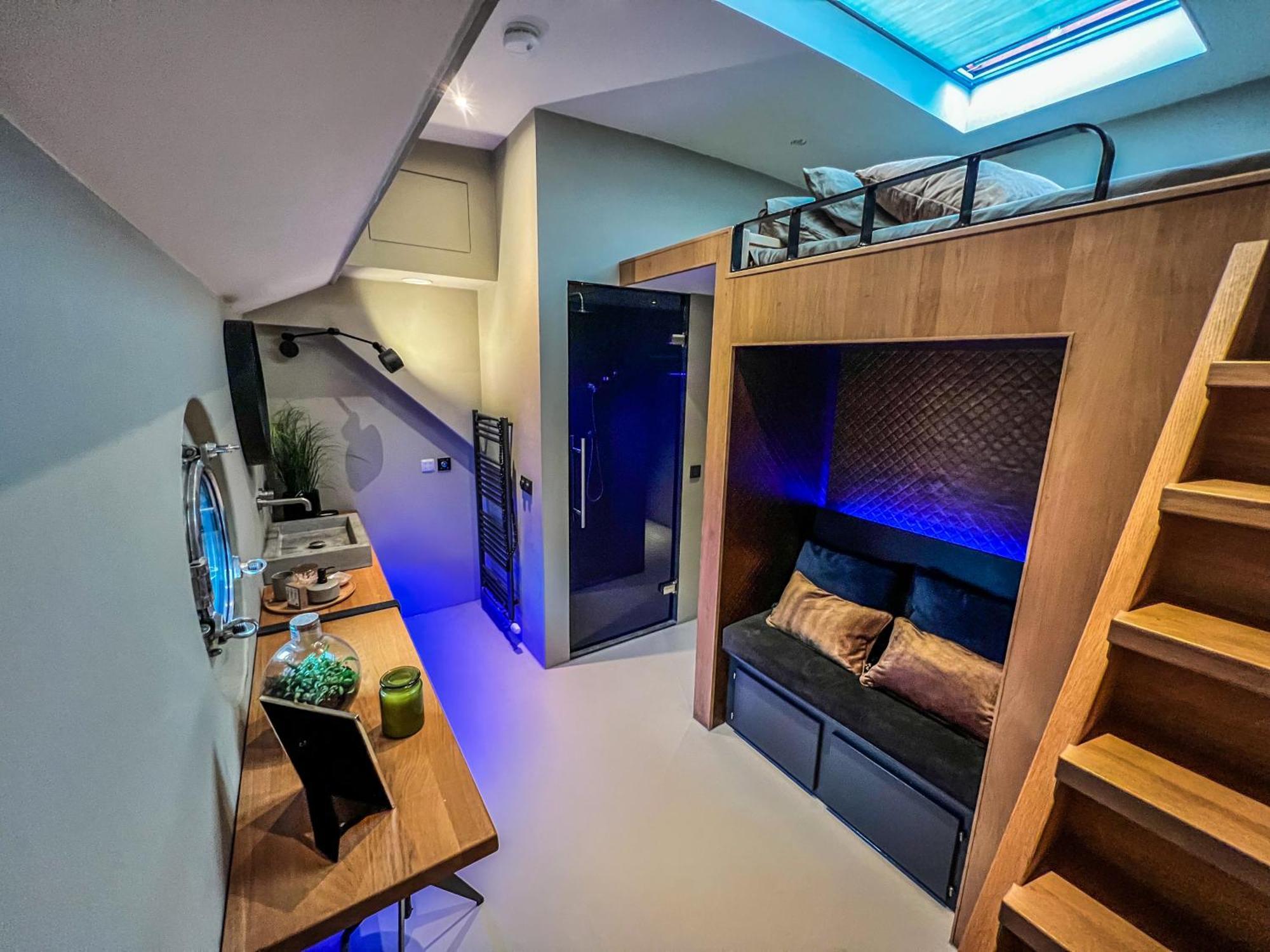 Boat & Boost Amsterdam Bed & Breakfast Exterior foto